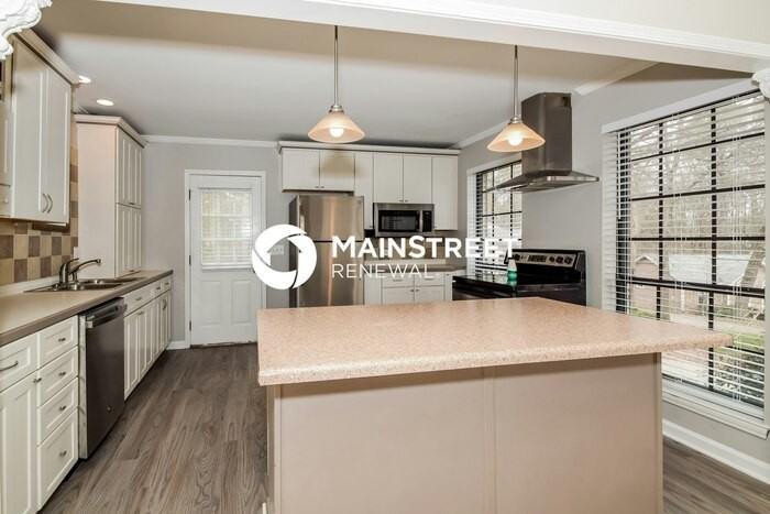 4504 Oxford Rd - Photo 5 of 18