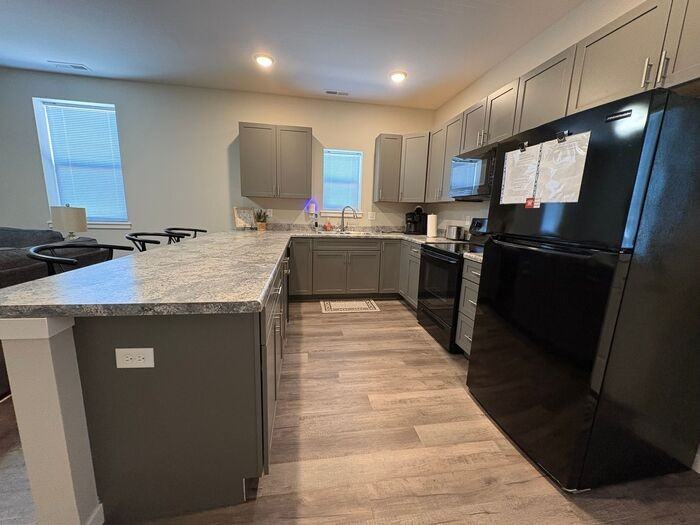 5259 Oakcrest Hill Rd Se #04 - Photo 5 of 20