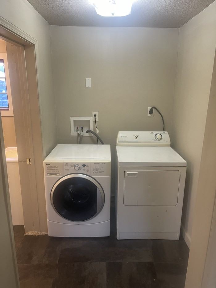 1612 8th Ave - Photo 7 of 8