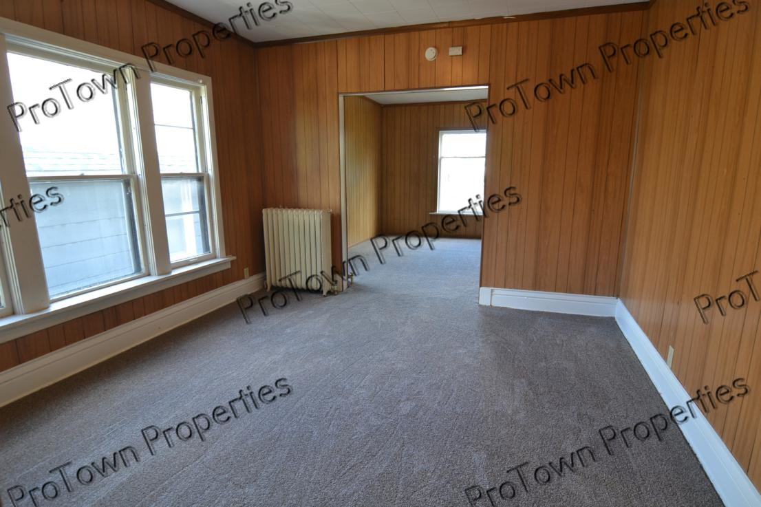 213 North Hickory Street #2N - Photo 2 of 7