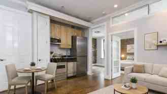 E 1st St #1R - Photo 1 of 1