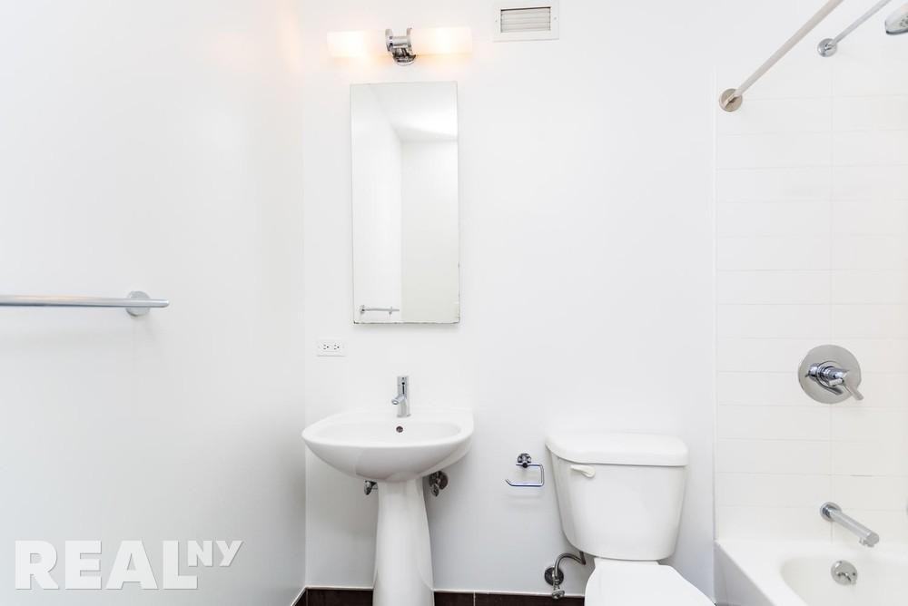 W 91st St #338 - Photo 2 of 6