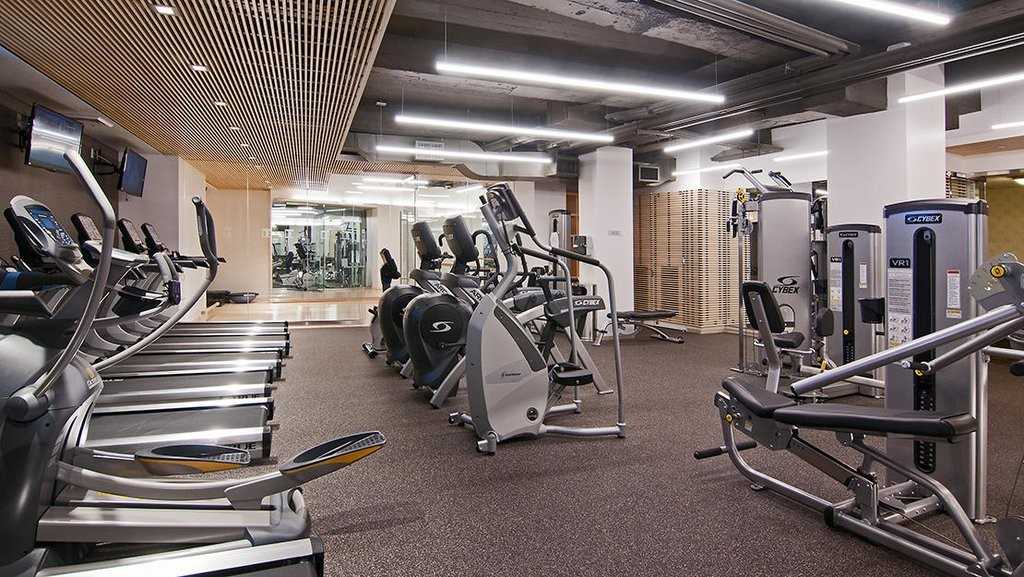 Wall St #2519 - Photo 3 of 16