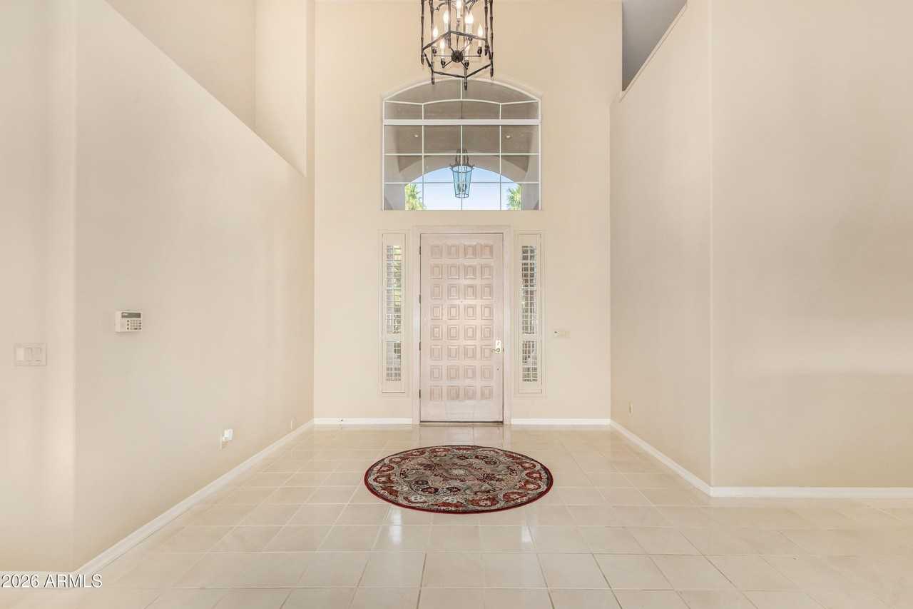 3013 E Rockledge Rd - Photo 5 of 47