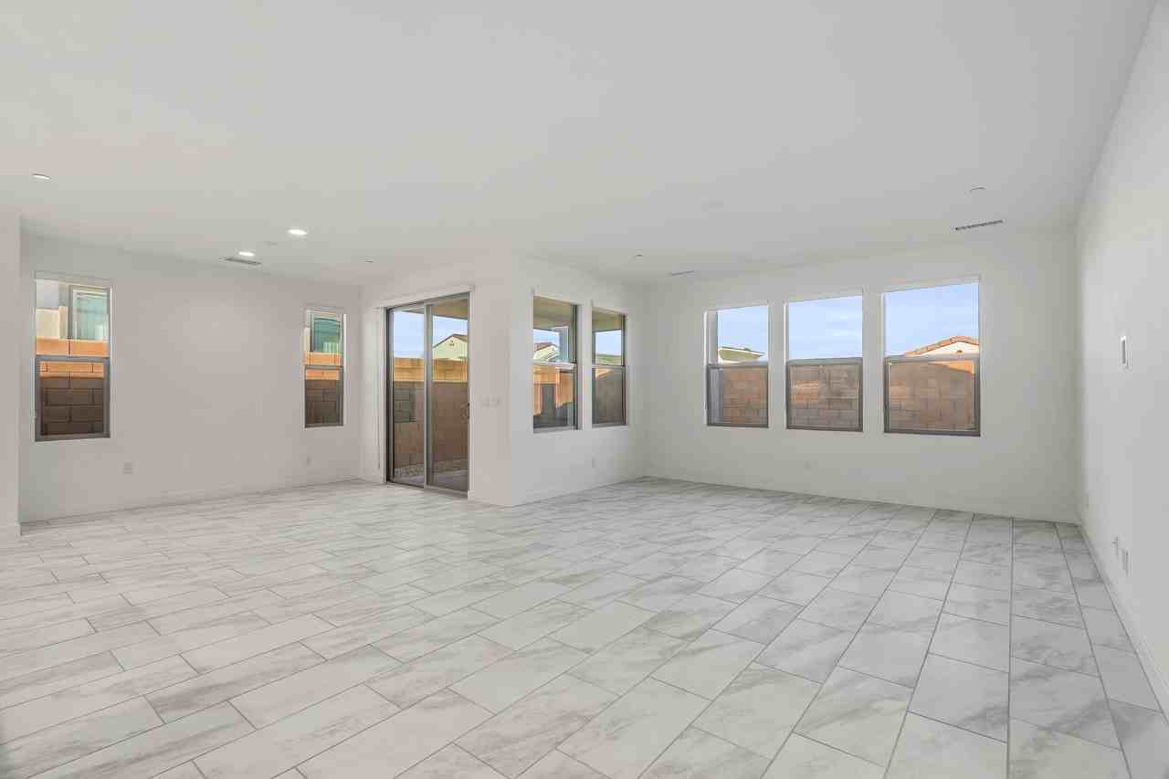 73584 Henri Dr - Photo 6 of 50