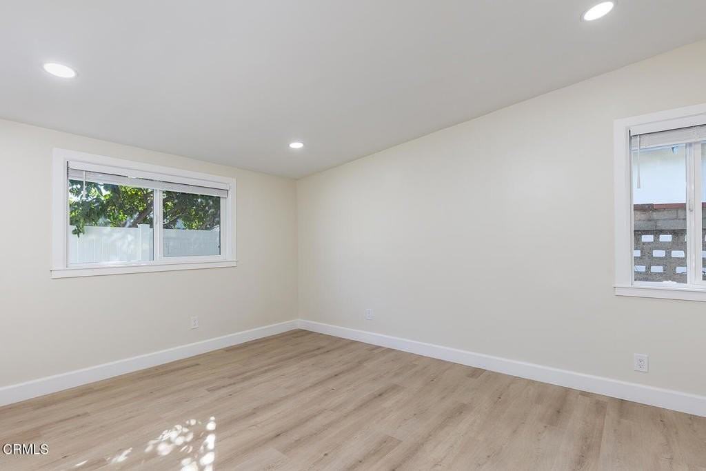 550 Macdonald St - Photo 6 of 16