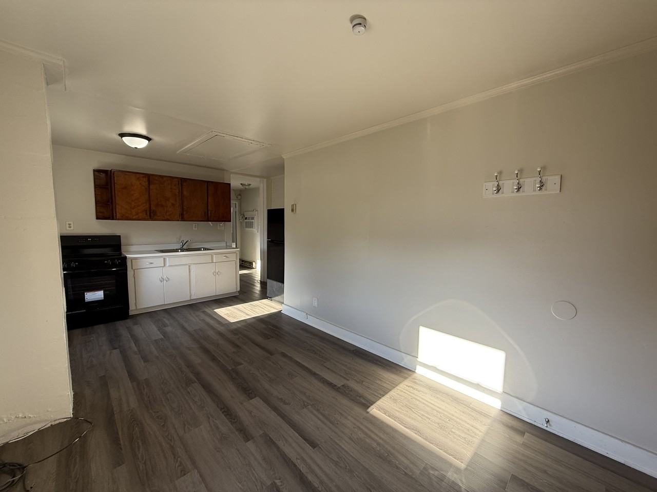 303 Powell Street - Photo 3 of 20