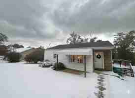 featured image of 145 Delaware Dr