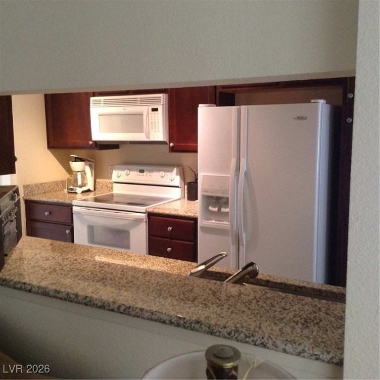 682 Oakmont Ave #1502 - Photo 5 of 23