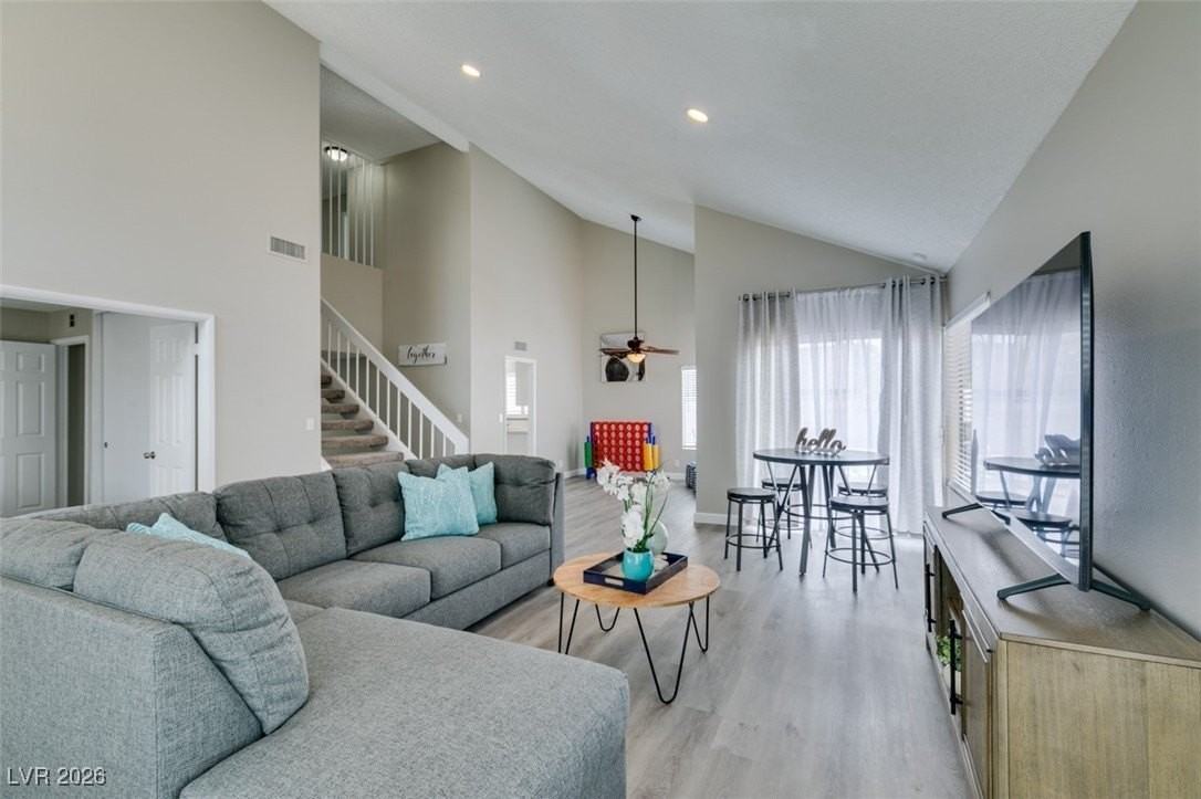 6585 Minton Ct - Photo 2 of 20