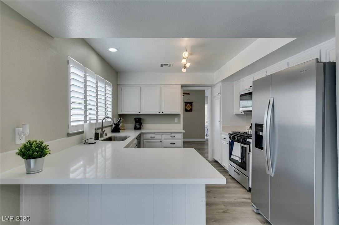 6585 Minton Ct - Photo 4 of 20