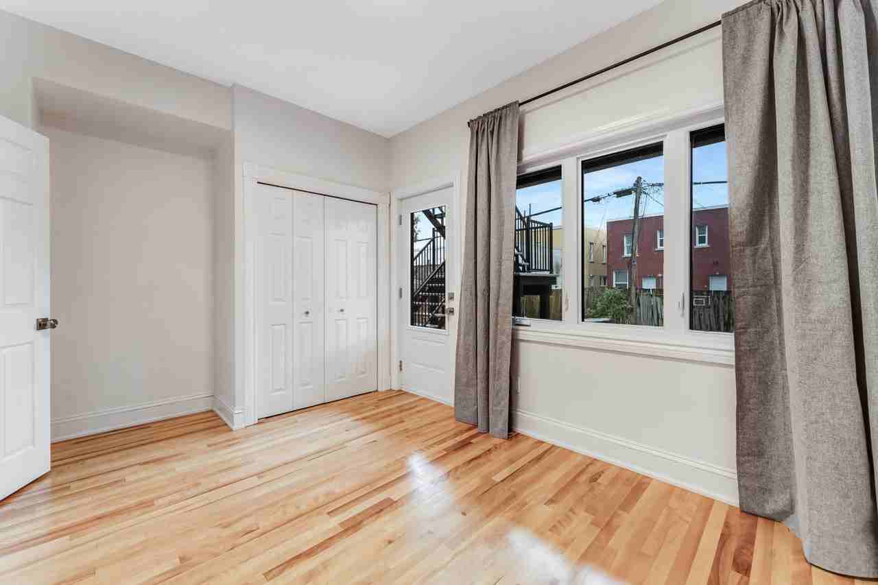 288 Arlington Avenue - Photo 7 of 17