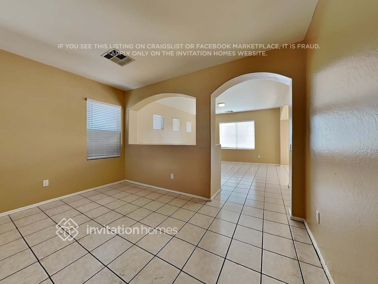 3921 W Pollack St - Photo 7 of 23