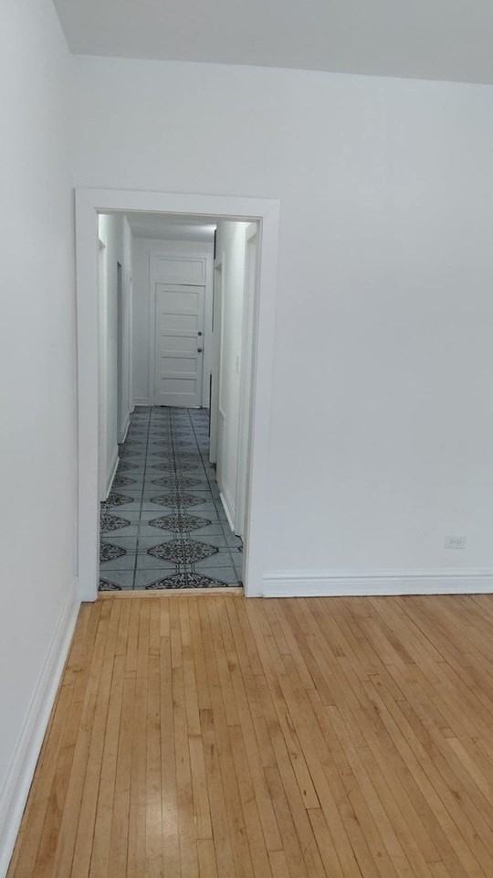 1741 N Central Park Ave Apt 1 #1 - Photo 4 of 14