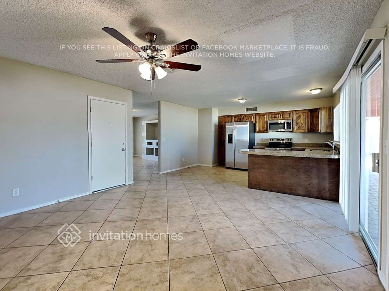 618 N 69th Ave - Photo 7 of 18