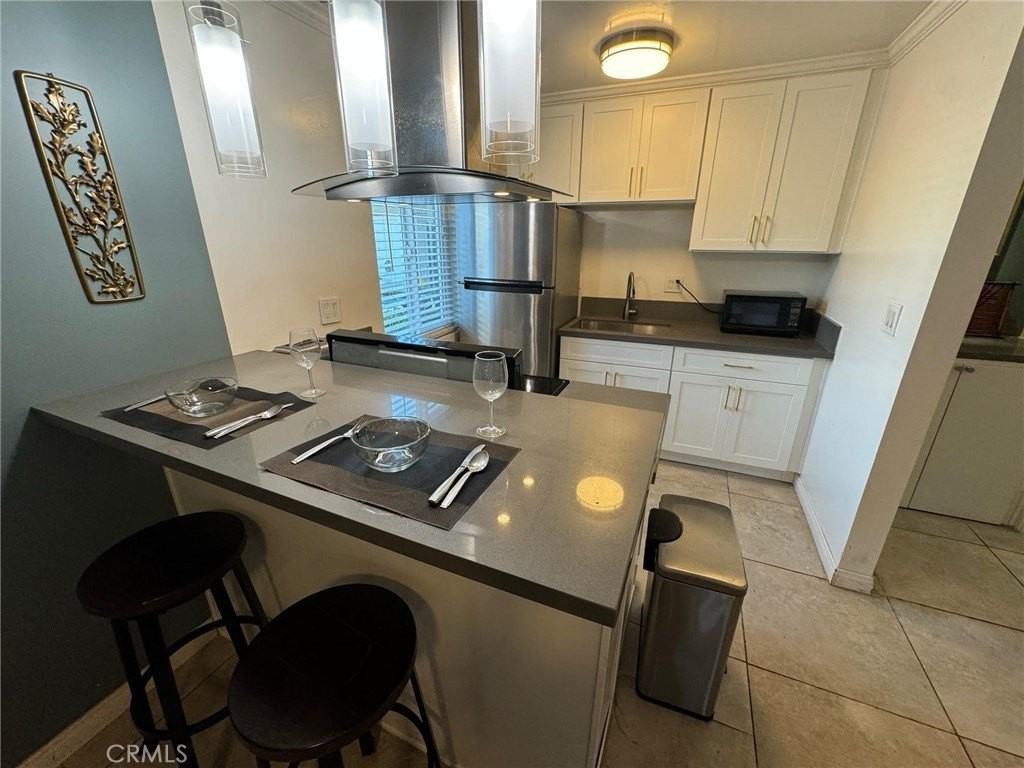 2121 S Camino St #D - Photo 3 of 15