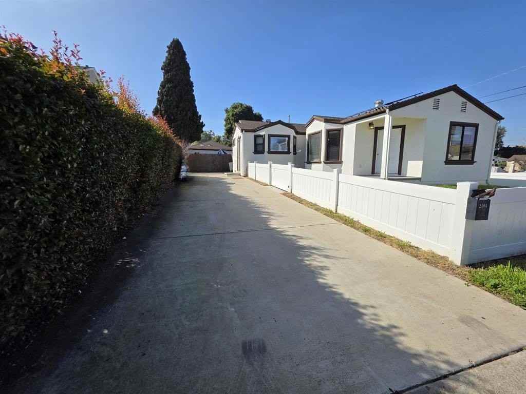 2404 Morningside St - Photo 4 of 40