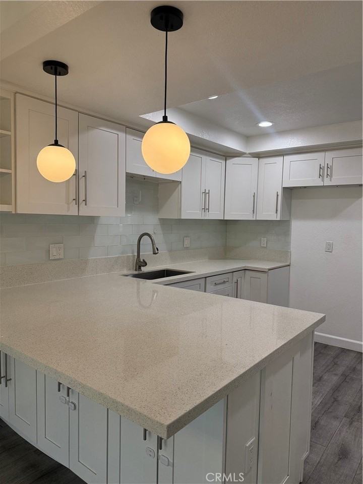 63 Candlewood Way - Photo 3 of 21