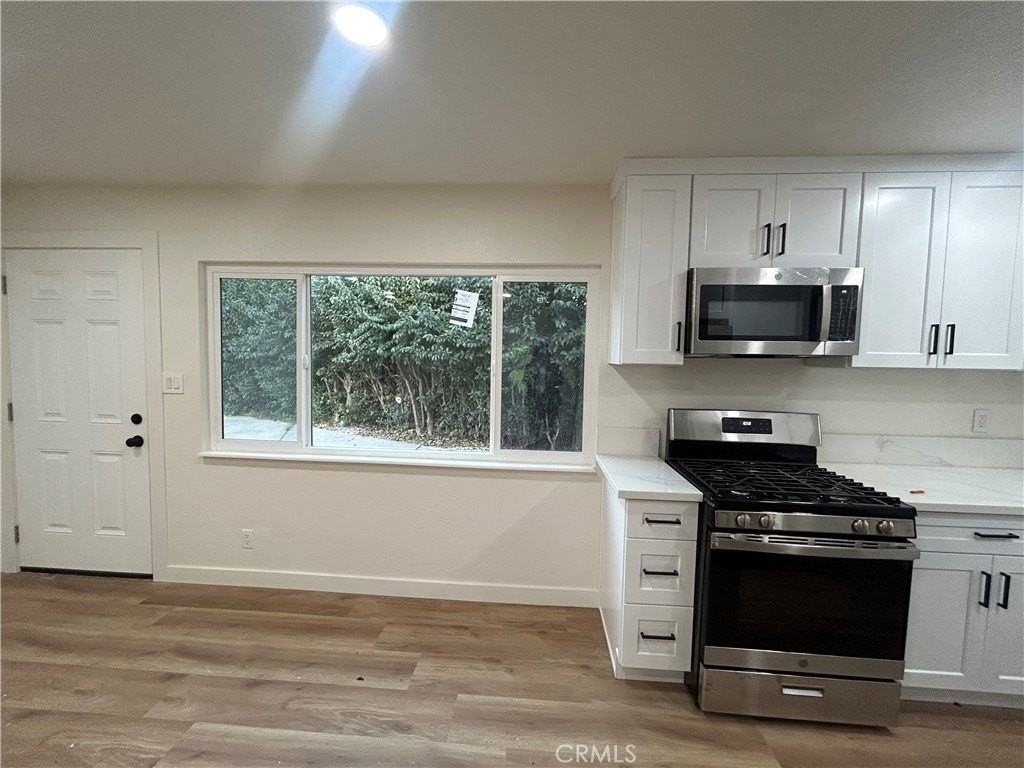 234 Martha Pl - Photo 6 of 23