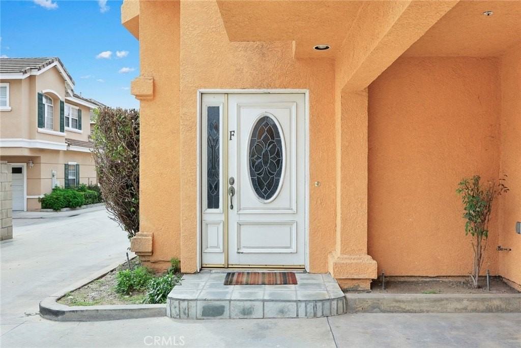 319 California St #F - Photo 2 of 30