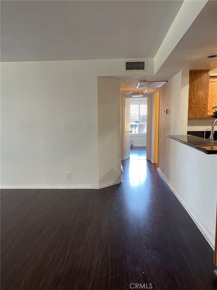 95 Country Mile Rd #245 - Photo 5 of 11