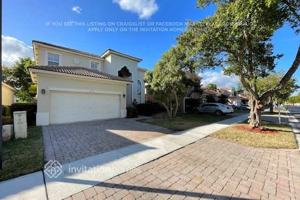 featured image of 2208 Ne 41st Ave