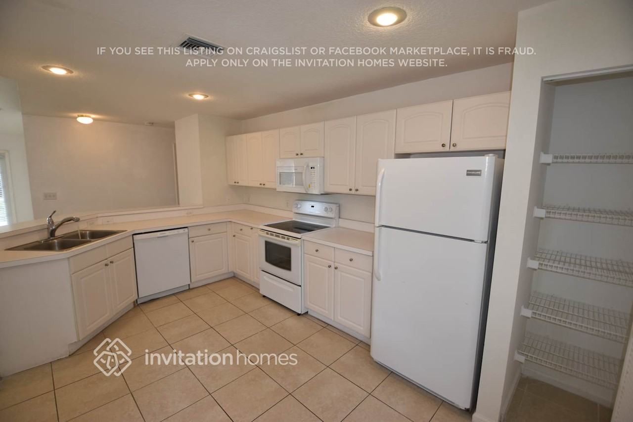 3732 S Lancewood Pl - Photo 6 of 15