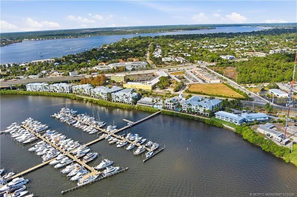 975 Nw Flagler Ave Apt 307 #307 - Photo 5 of 35