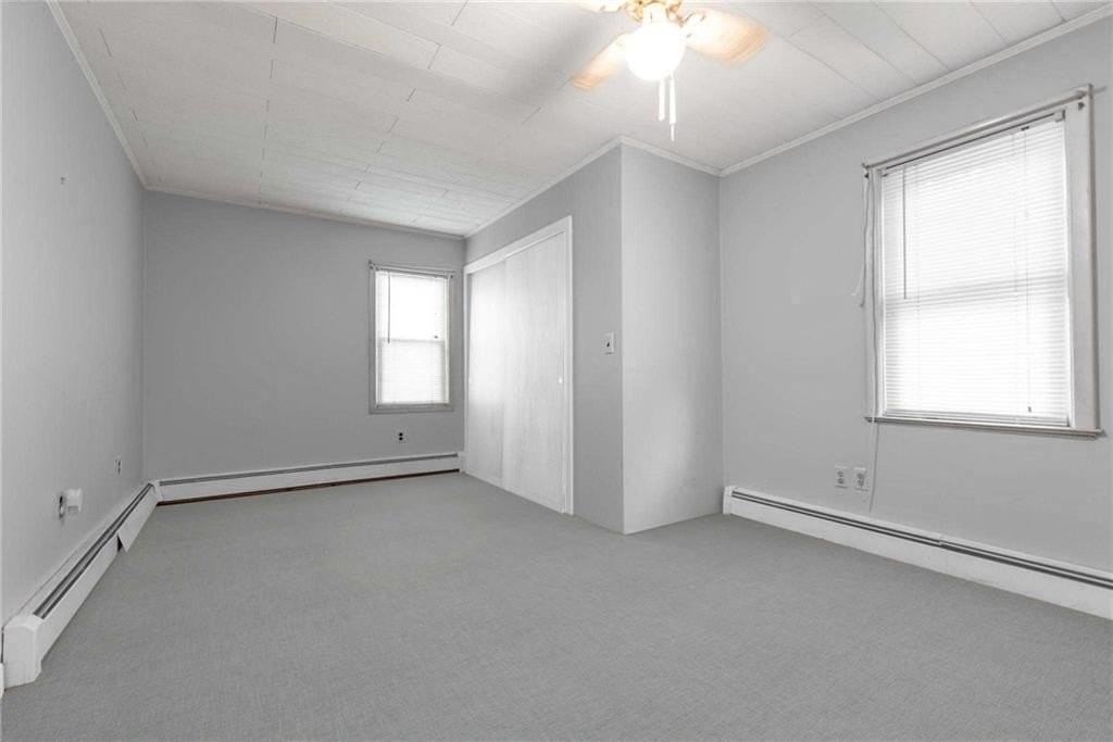 2 Raymond St - Photo 4 of 15