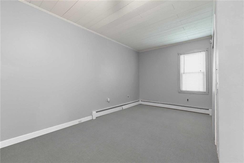 2 Raymond St - Photo 5 of 15