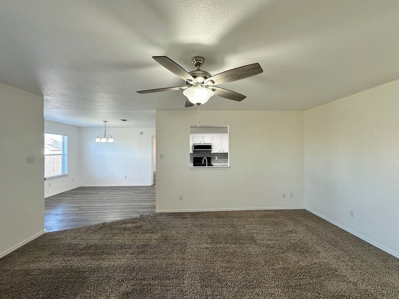 4917 Kit Carson Trl - Photo 4 of 37