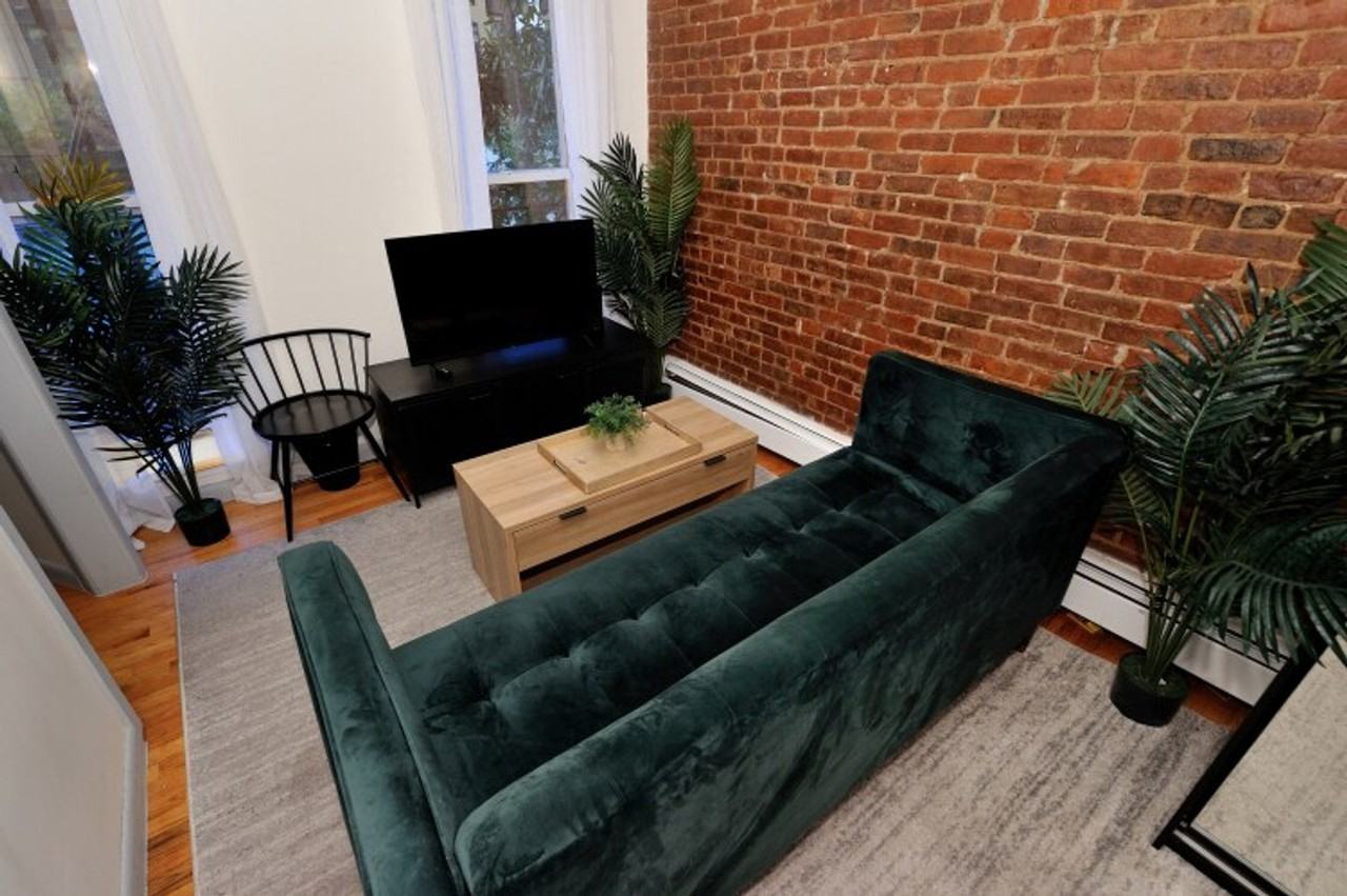 338 W 36th St #1323943P - Photo 7 of 24