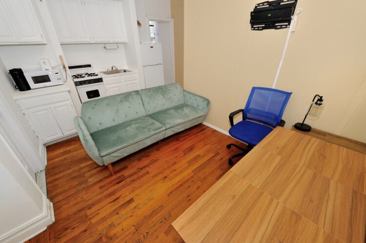 649 9th Ave #1323949P - Photo 6 of 22