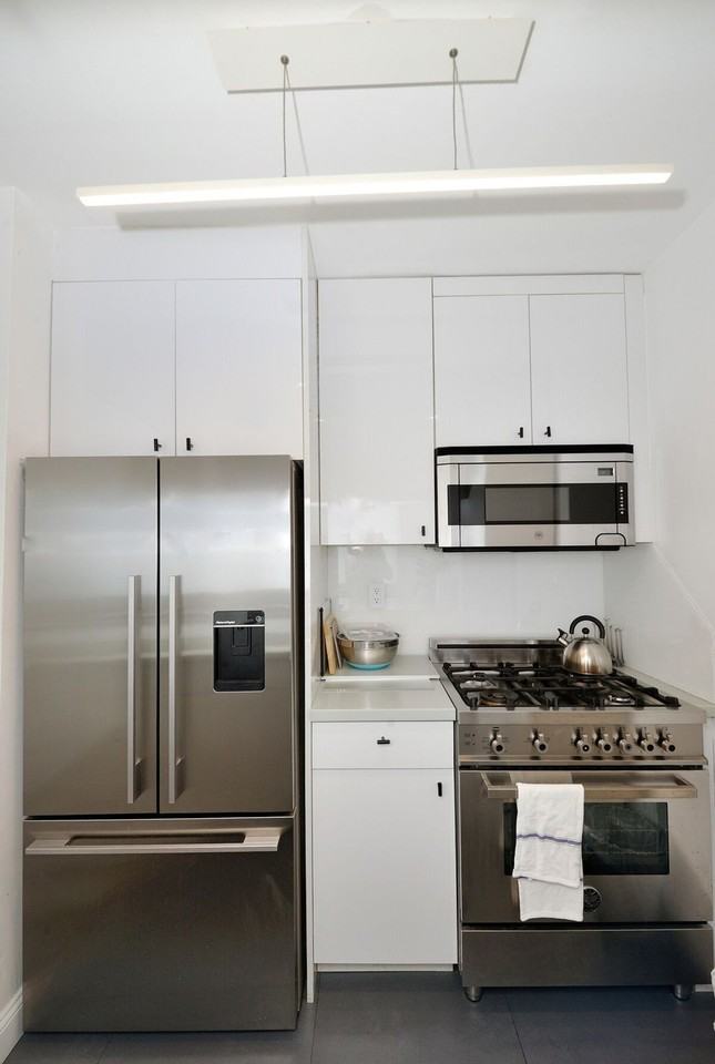 337 W 48th St #1323948P - Photo 4 of 22