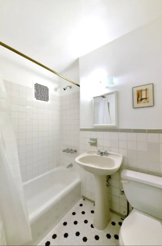 498 9th Ave #1323969P - Photo 7 of 11