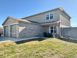 featured image of 1829 Clovis Dr