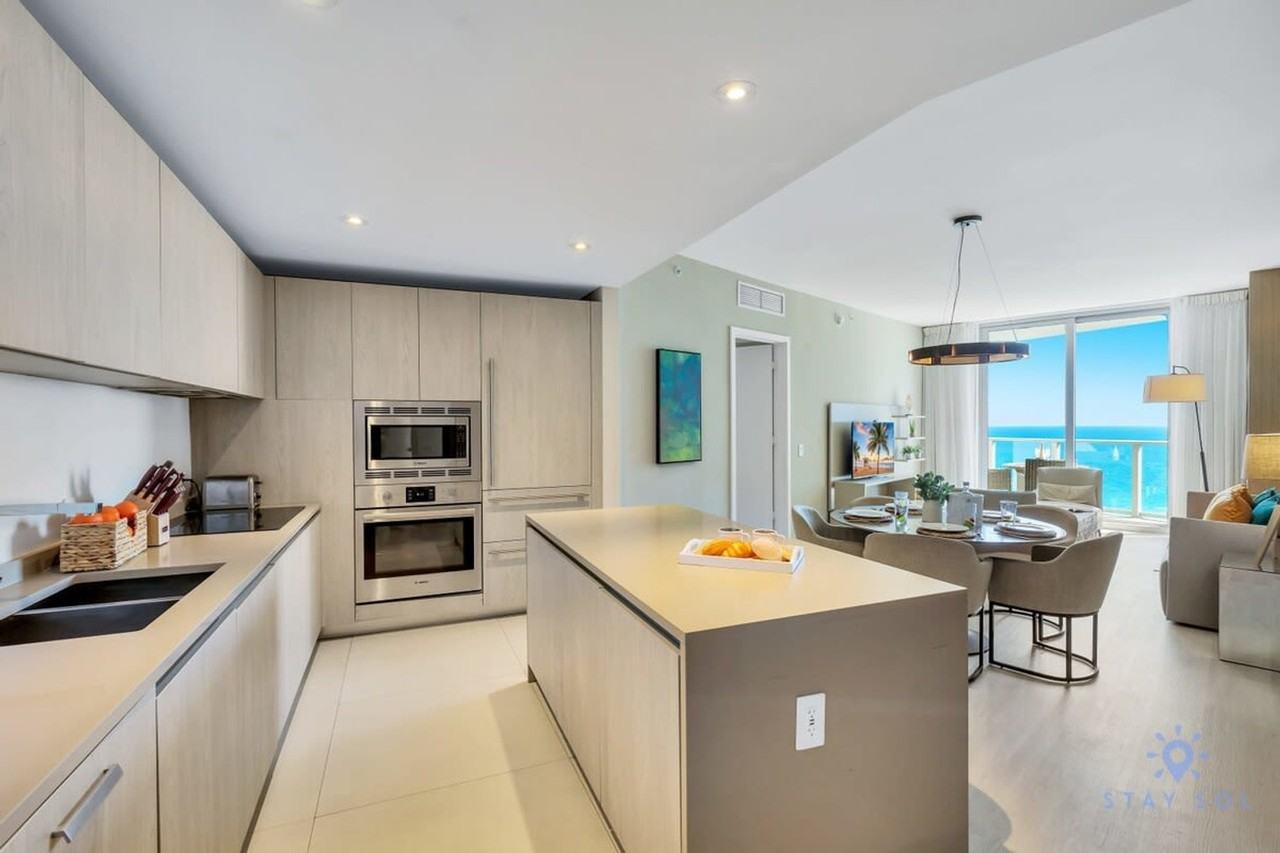 4111 S Ocean Dr #1227331P - Photo 4 of 16