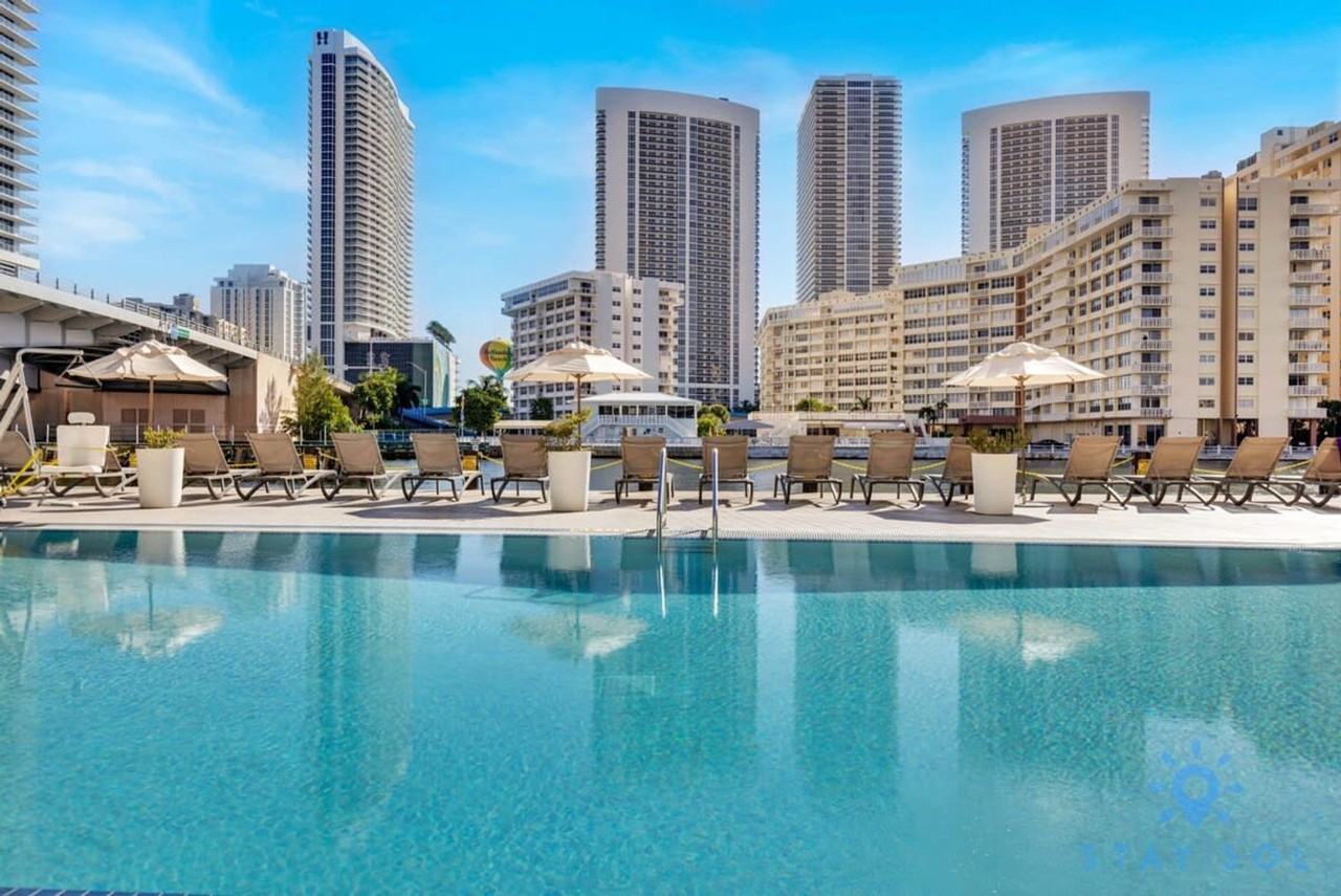 2602 E Hallandale Beach Blvd #1227395P - Photo 3 of 21