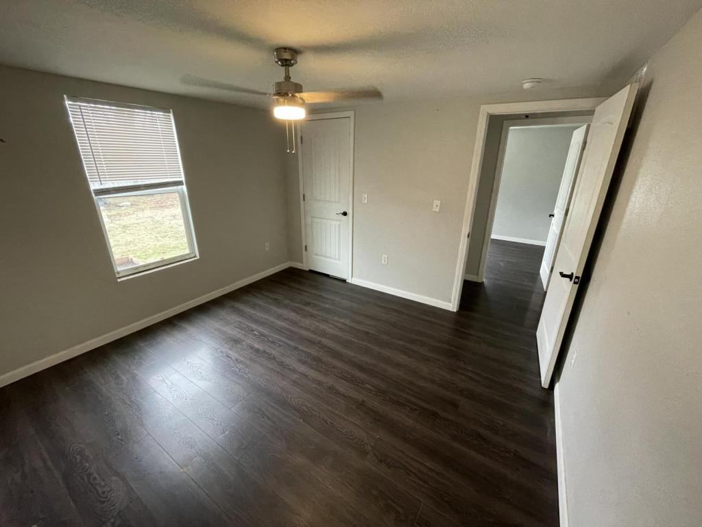 138 E Hannum St - Photo 4 of 9