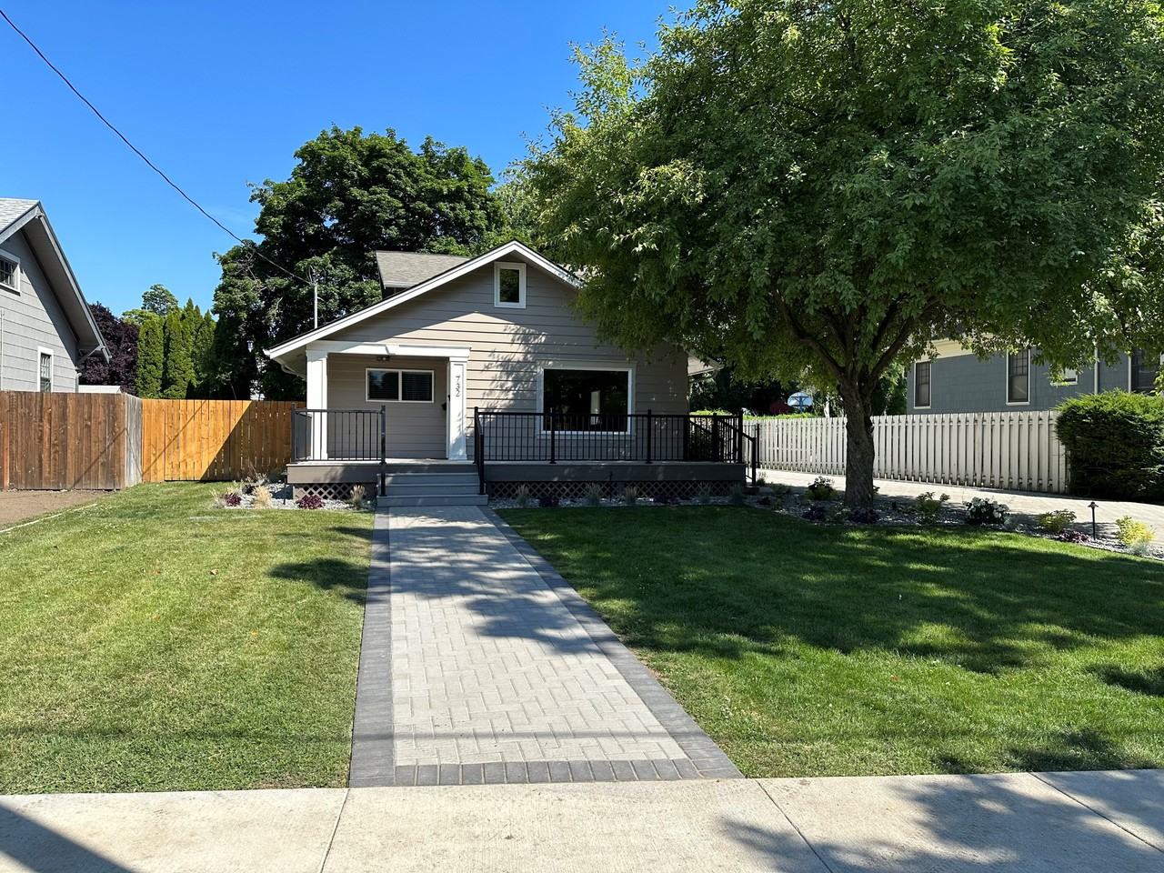 732 Valencia St - Photo 2 of 27