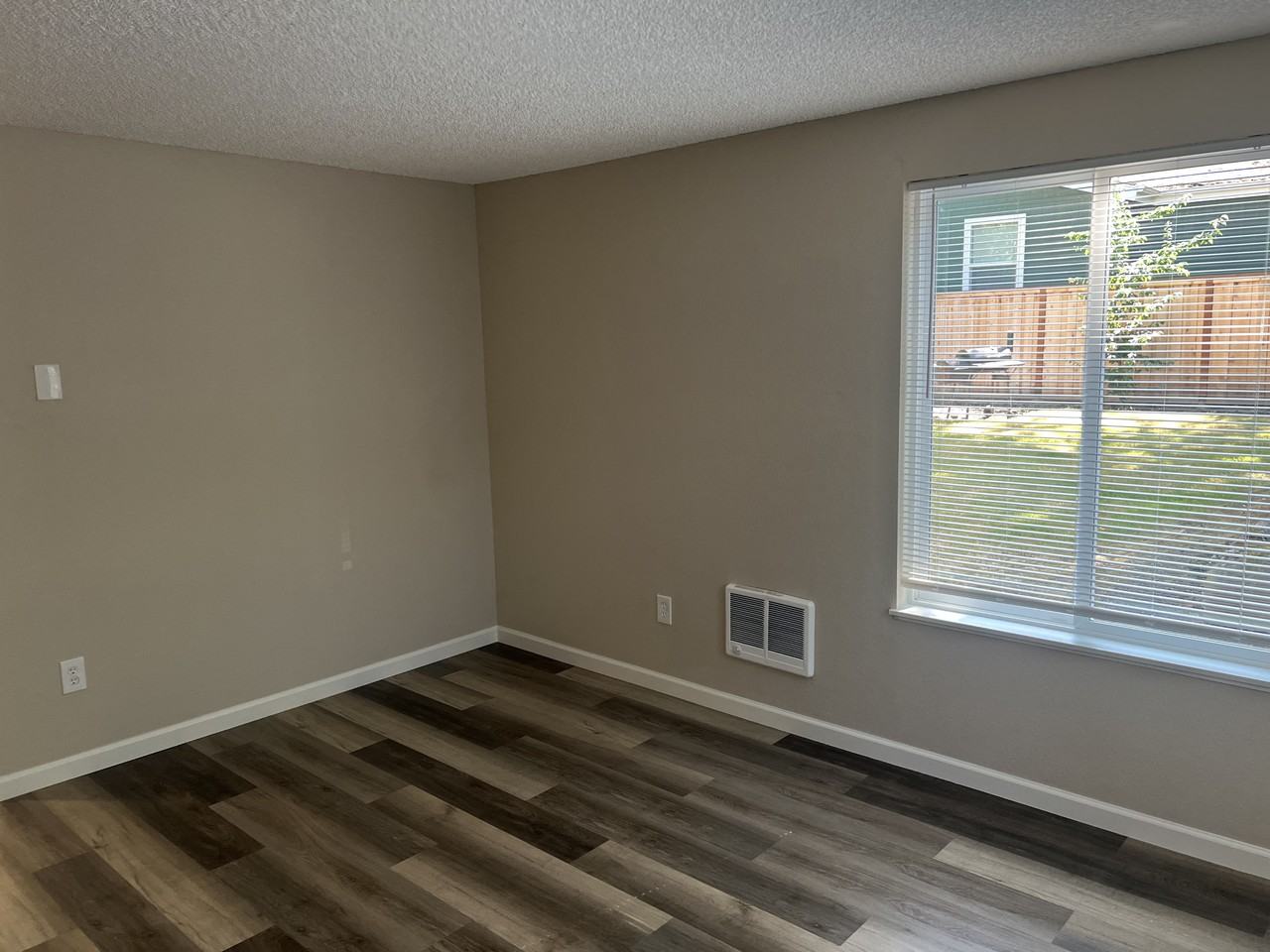 9360 Sw 80th Ave #B - Photo 4 of 14