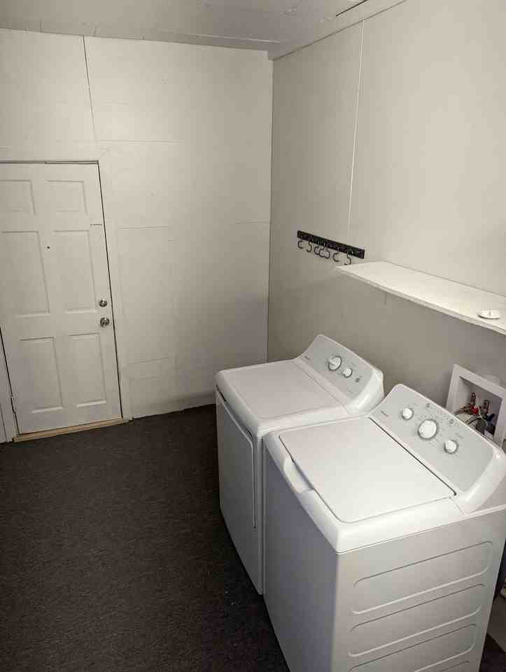 527 Hopson St Ne #527 - Photo 4 of 16