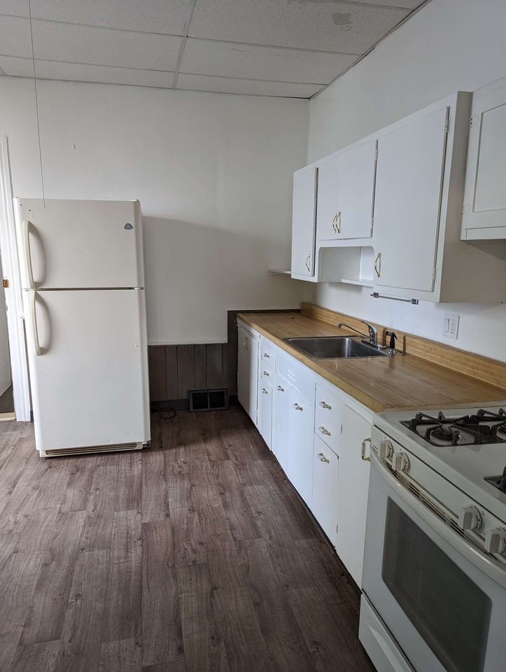 527 Hopson St Ne #527 - Photo 5 of 16