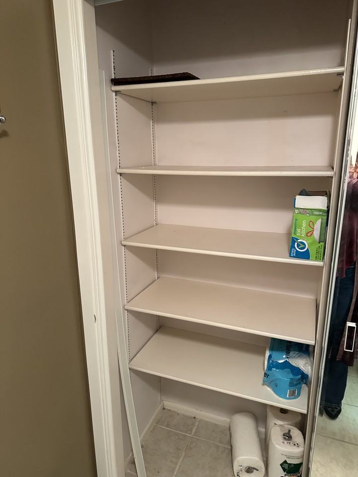 5828 S Waterbury Way - Photo 6 of 37