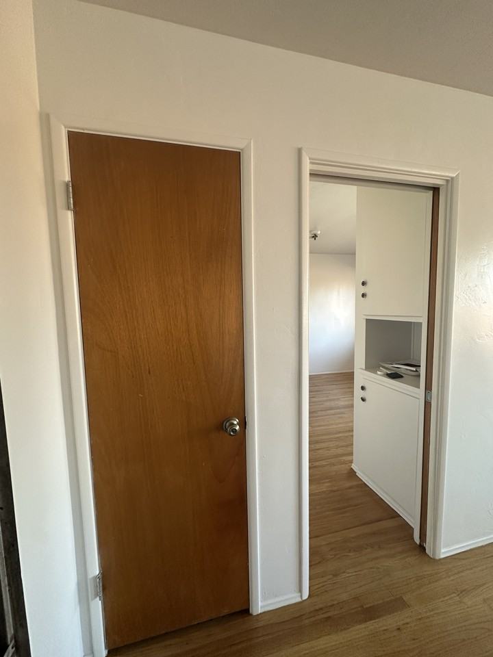 4492 Illinois St #4492E - Photo 7 of 7