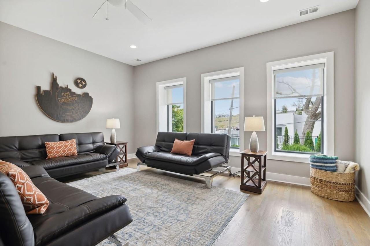 425B 36th Ave N #1039079P - Photo 2 of 25