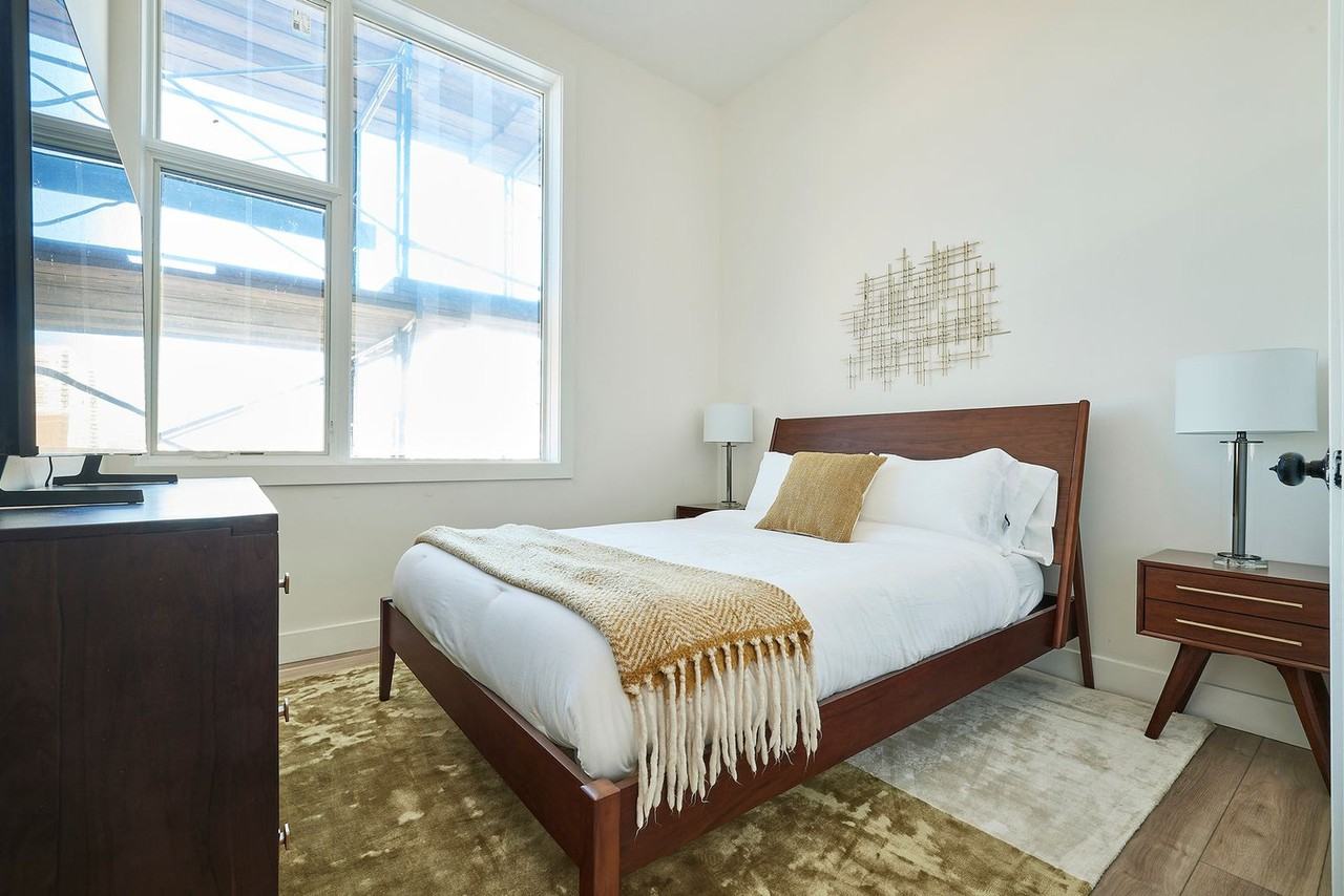 57 Newark St #1041922P - Photo 4 of 9