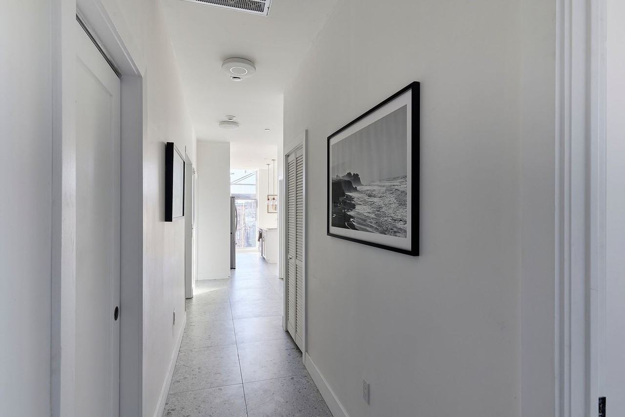 57 Newark St #1041922P - Photo 7 of 9