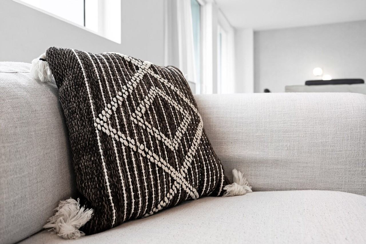 141 Ne 3rd Ave #1364163P - Photo 3 of 37