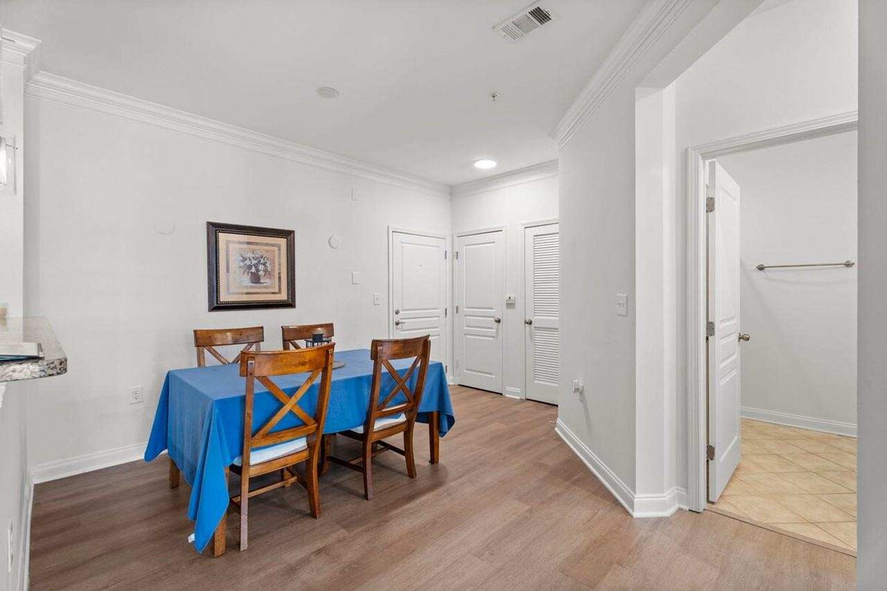 2018 Renaissance Park Pl #1390083P - Photo 3 of 28